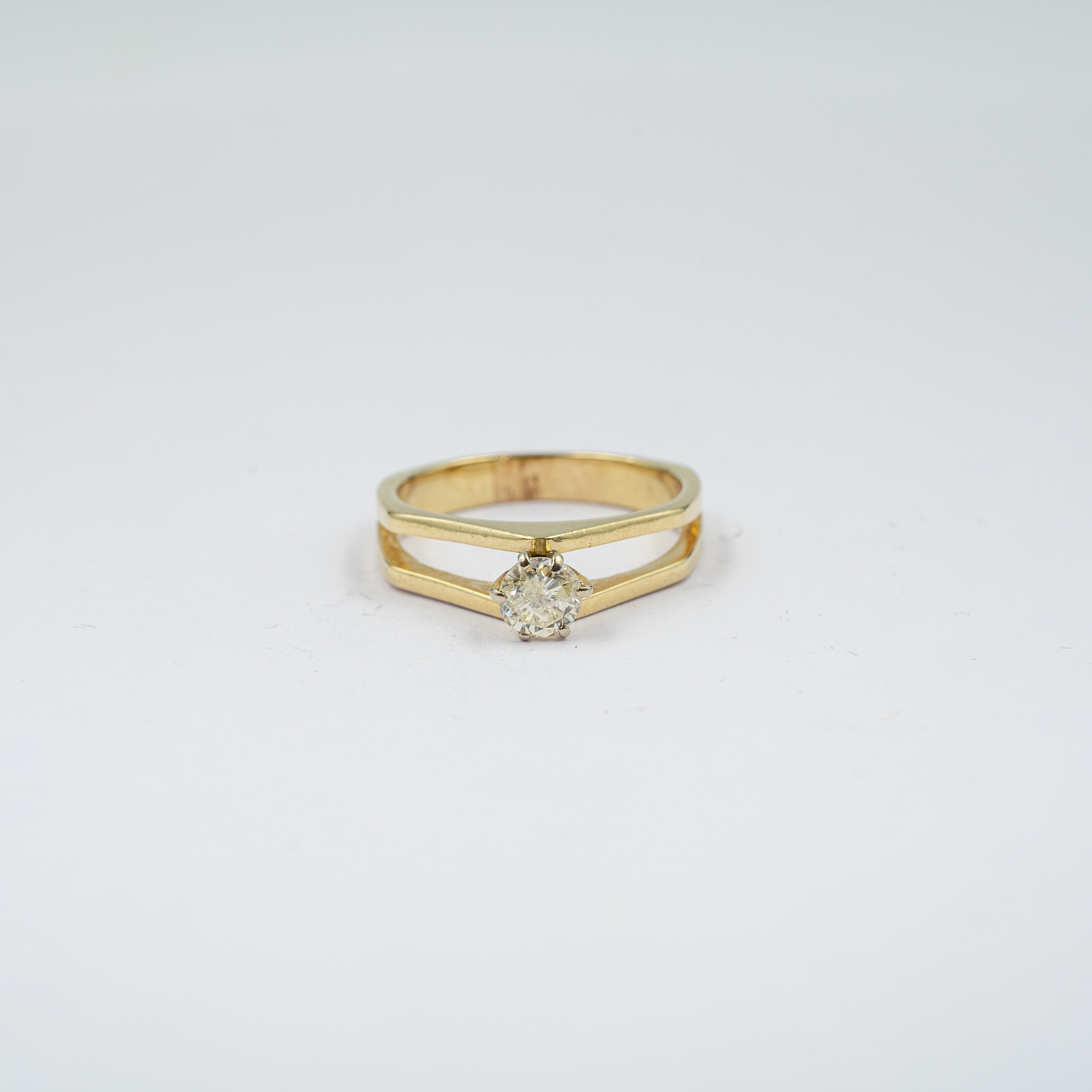 Diamond Prong Set Solitaire Ring